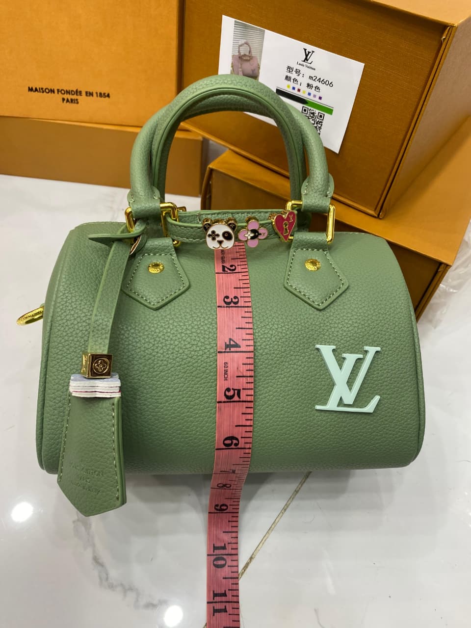 Louis Vuitton Speedy – Model M24606 | Premium Full Set