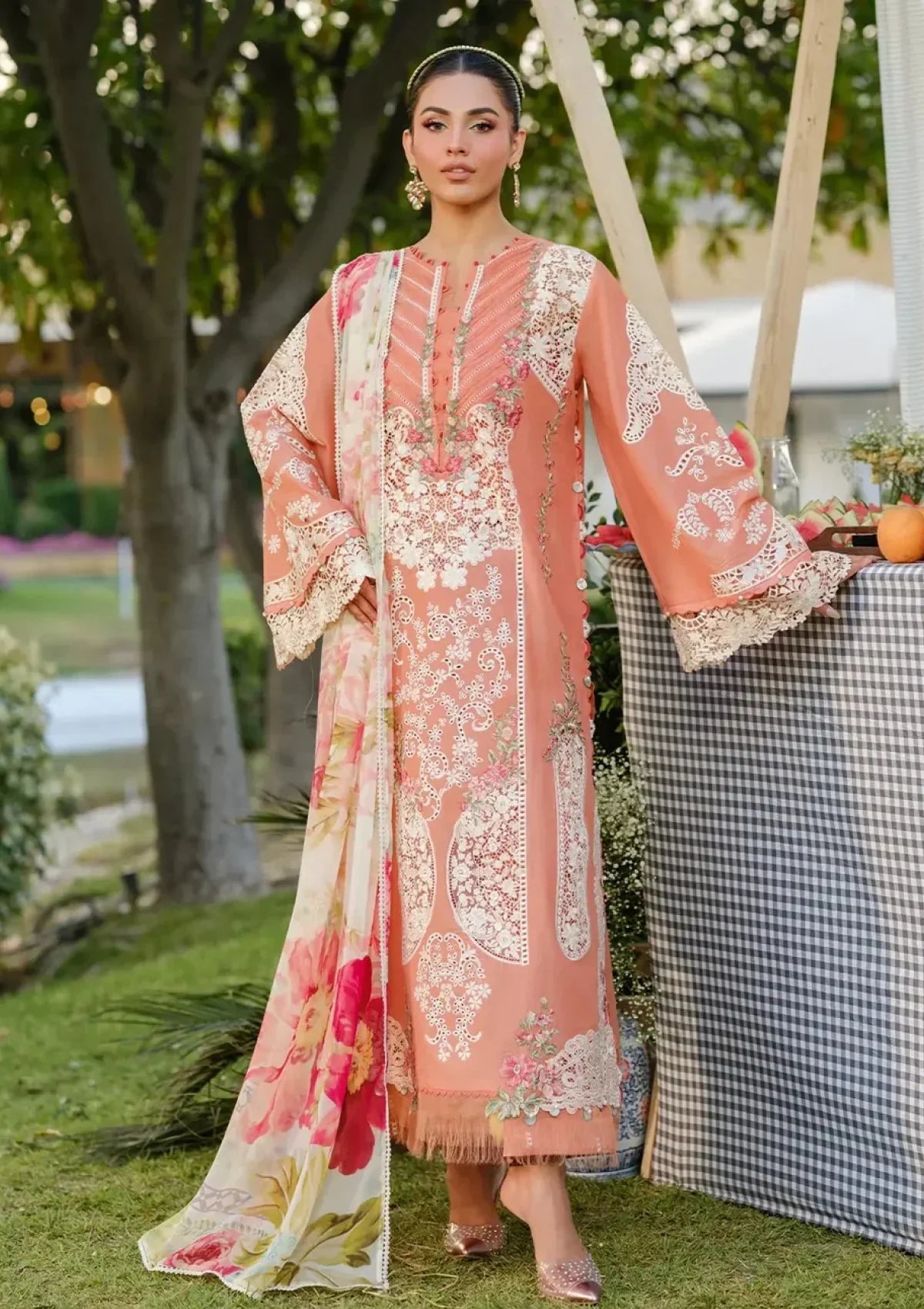 Pure Luxury Lawn Autumn Dream Chickenkari Eid Outfit - LL461