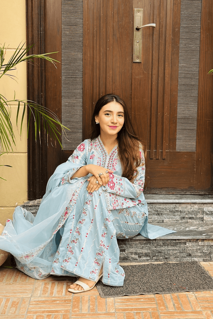 HAYAT Pure Lawn Embroidered 3 Piece Dress – LF-HT-011