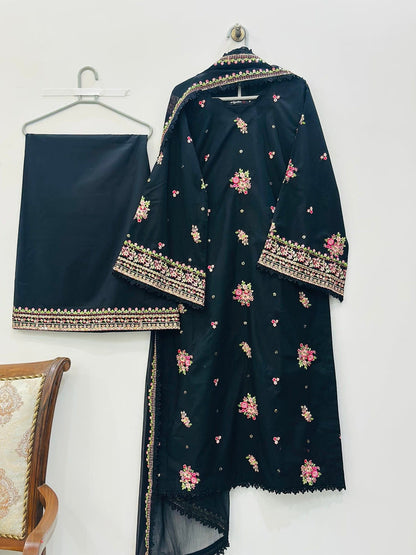 KAJAL Pure Lawn Embroidered 3 Piece Dress – LF-KJ-030