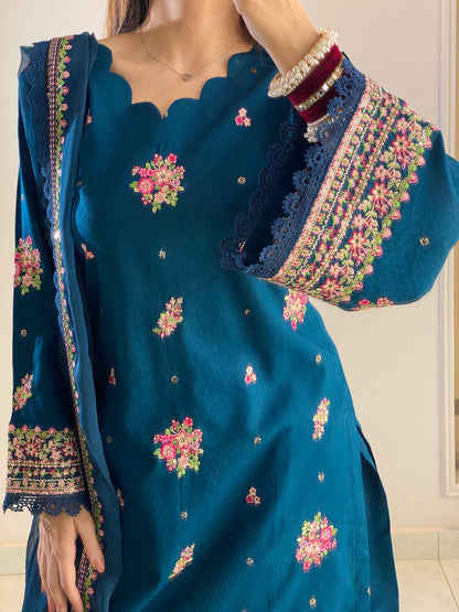 KAJAL Pure Lawn Embroidered 3 Piece Dress – LF-KJ-030