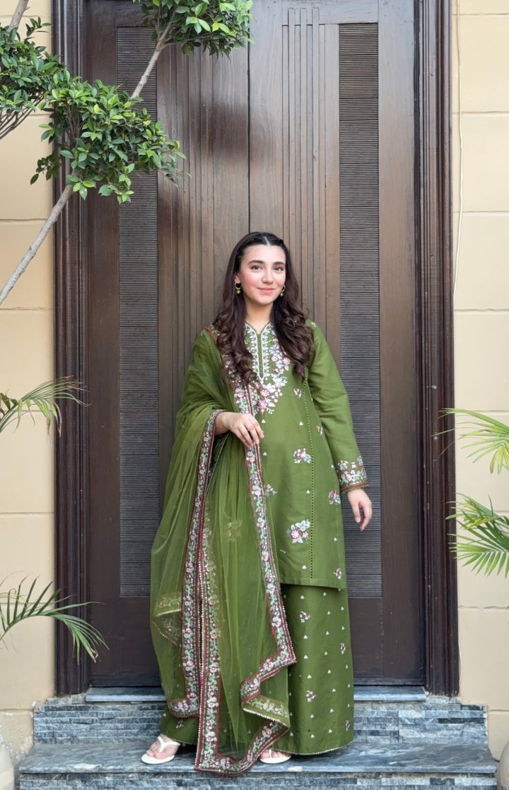KIRAN Pure Lawn Embroidered 3 Piece Dress – LF-KR-009