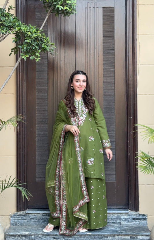 KIRAN Pure Lawn Embroidered 3 Piece Dress – LF-KR-009