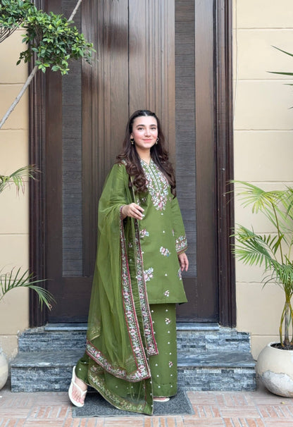 KIRAN Pure Lawn Embroidered 3 Piece Dress – LF-KR-009